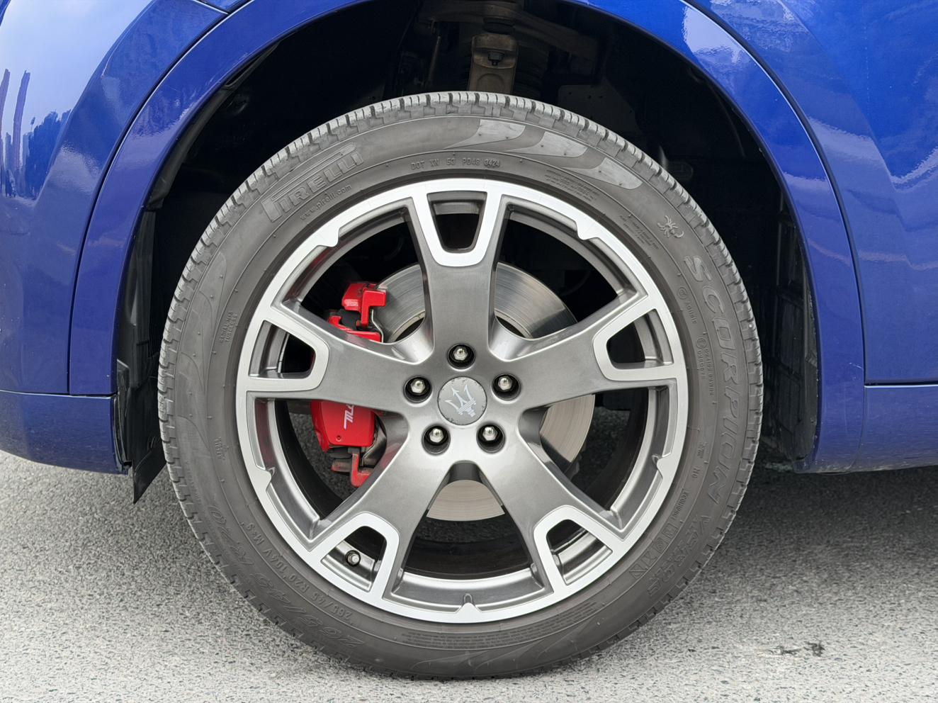 Maserati Levante 2017 thumb 6