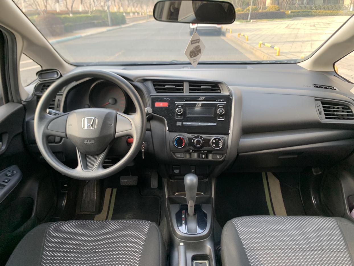 Honda Fit Shuttle 2016 thumb 8