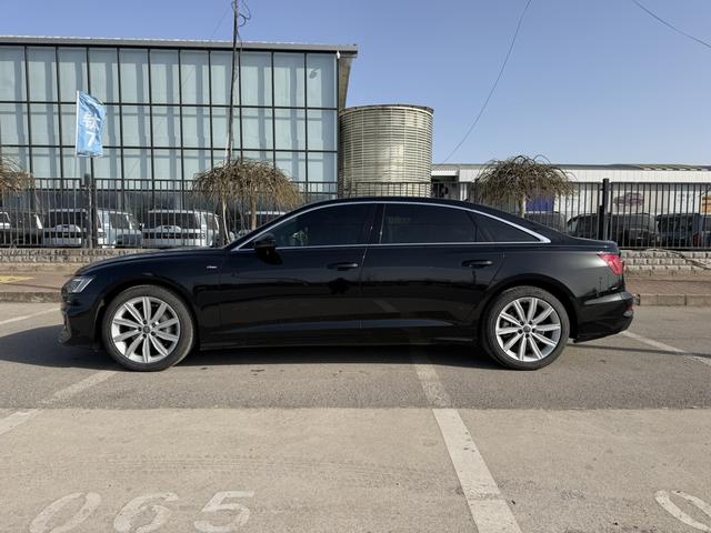 Audi A6 2022 thumb 5