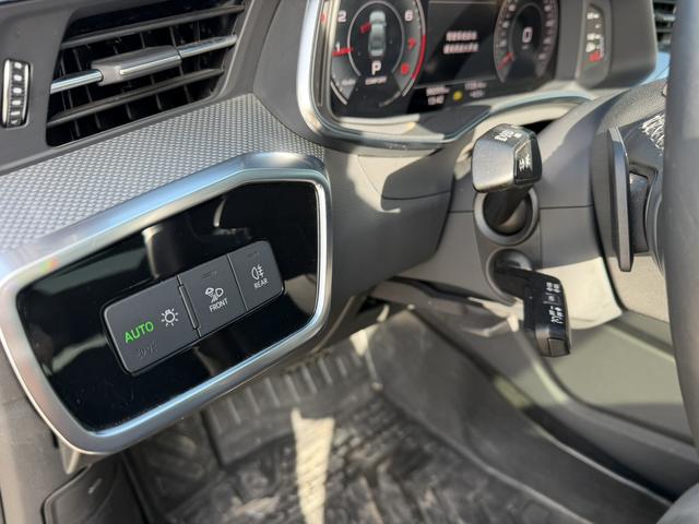 Audi A6 2022 thumb 11