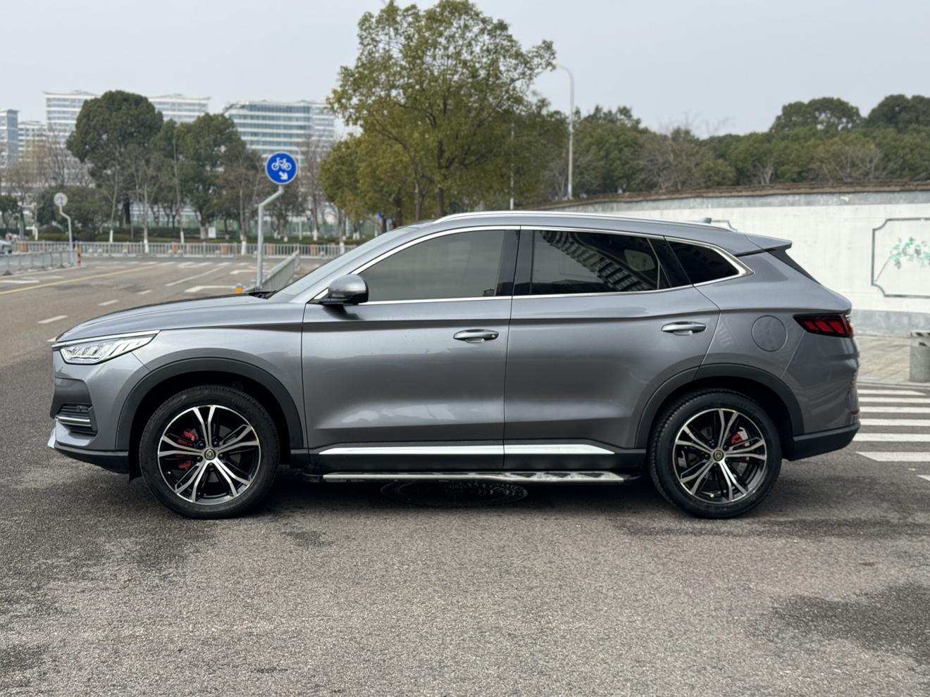 BYD Song 2021 thumb 2
