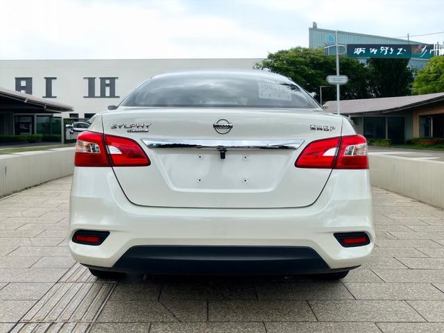 Nissan Sylphy 2021 thumb 2