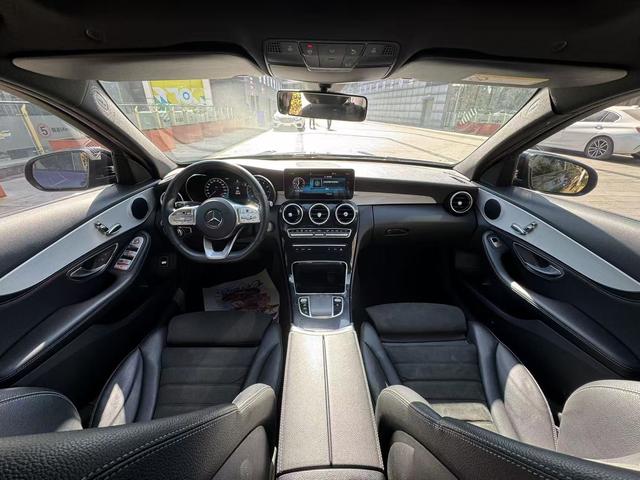 Mercedes-Benz C-Class 2020 thumb 3