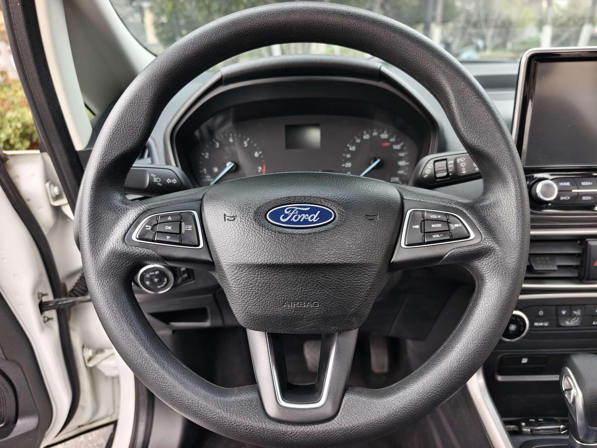 Ford EcoSport 2018 thumb 12