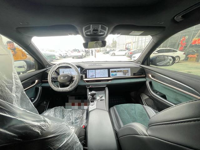 Geely Xingyue L 2021 thumb 2