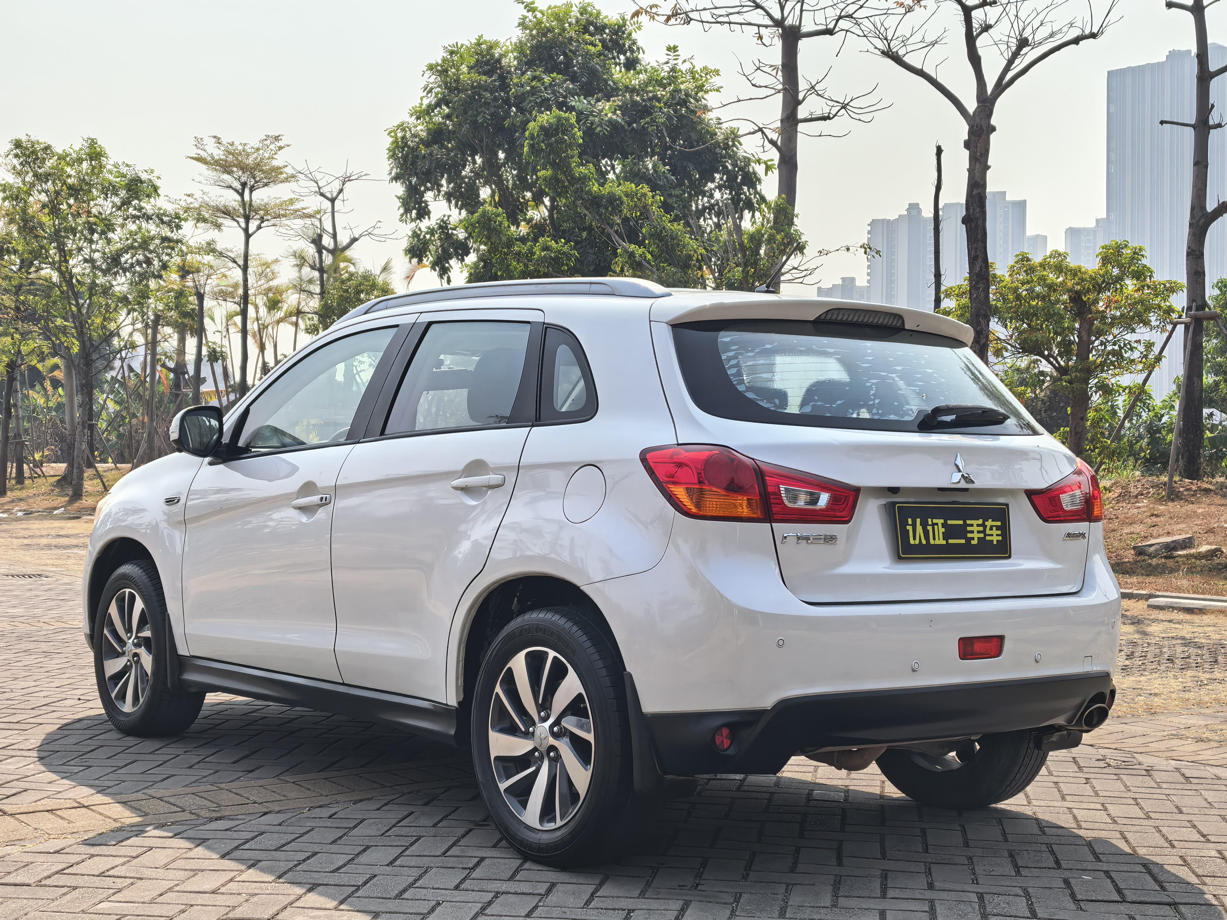 Mitsubishi ASX 2018 thumb 2