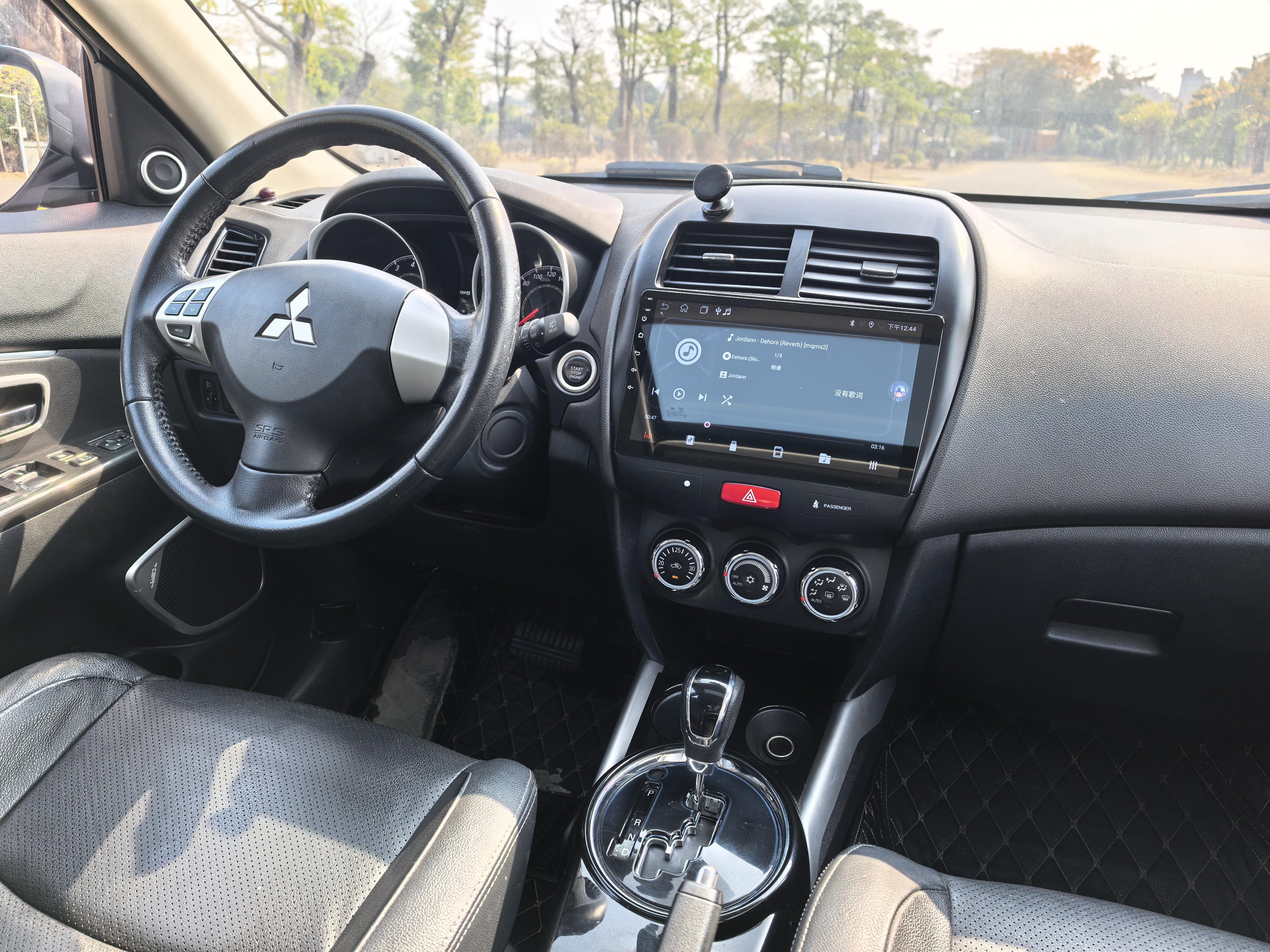 Mitsubishi ASX 2018 thumb 8