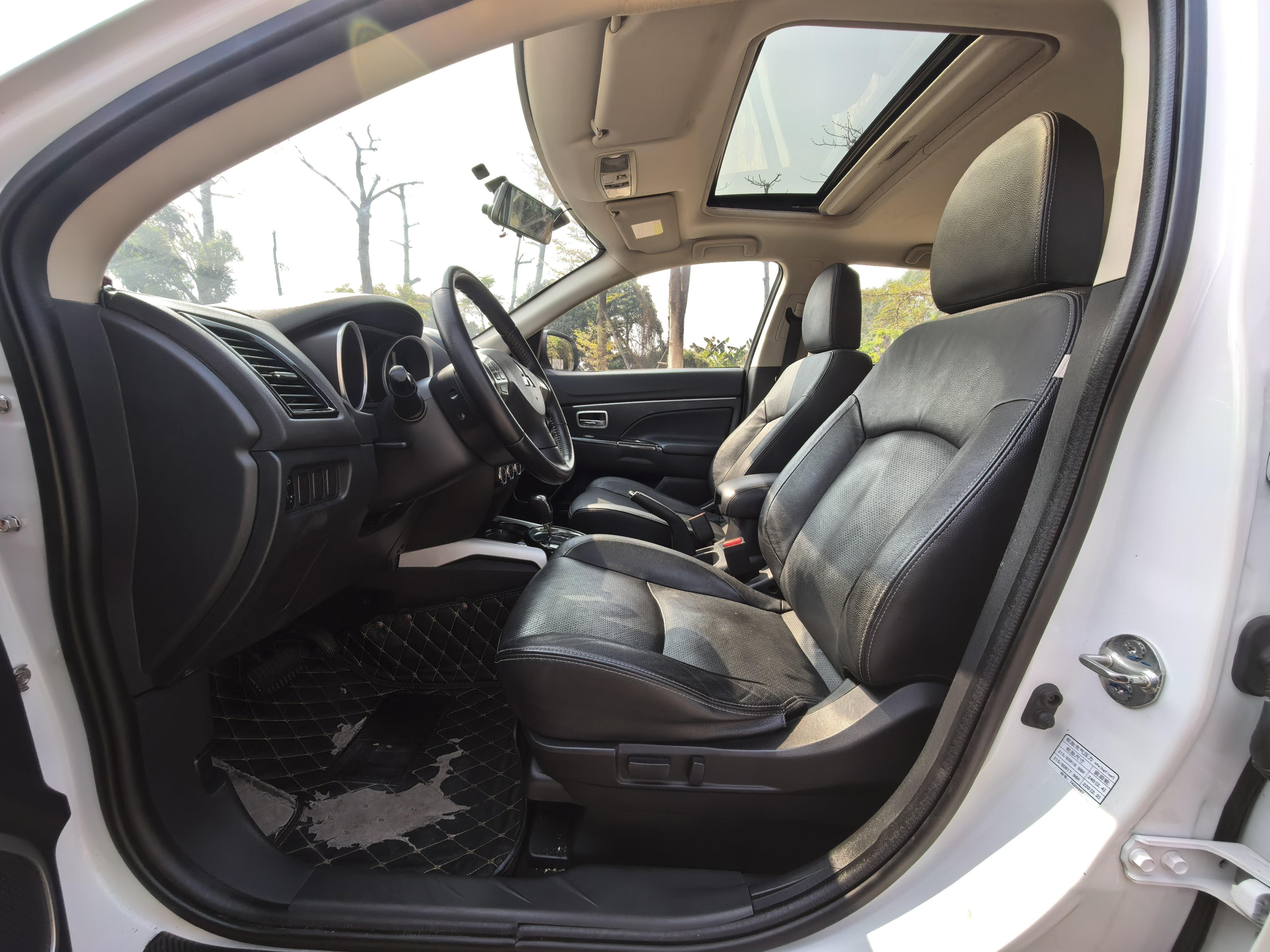 Mitsubishi ASX 2018 thumb 9