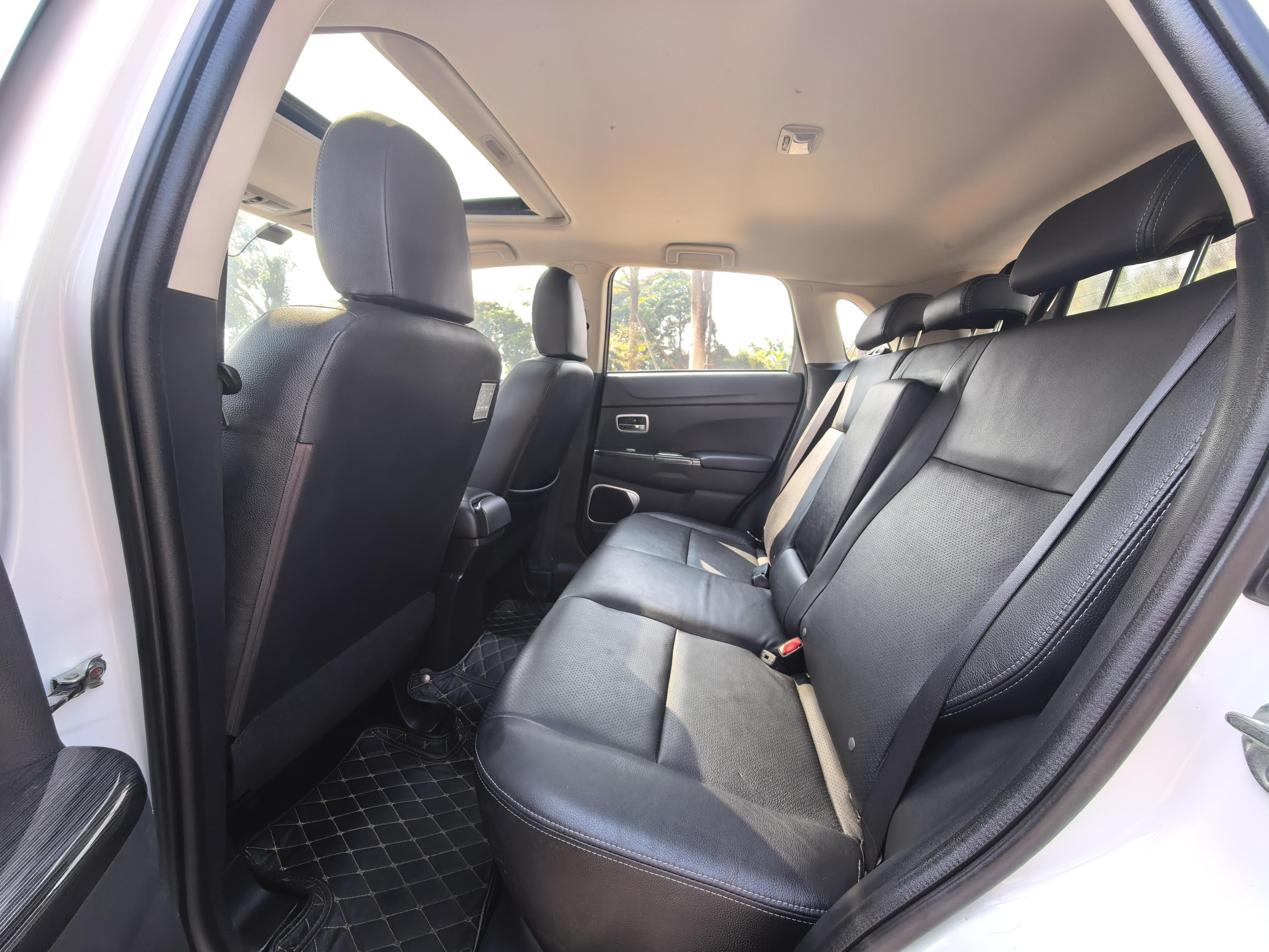 Mitsubishi ASX 2018 thumb 11