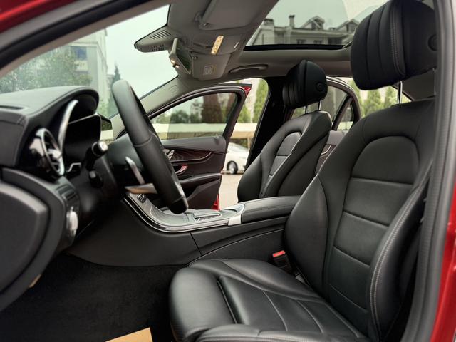 Mercedes-Benz C-Class 2020 thumb 2