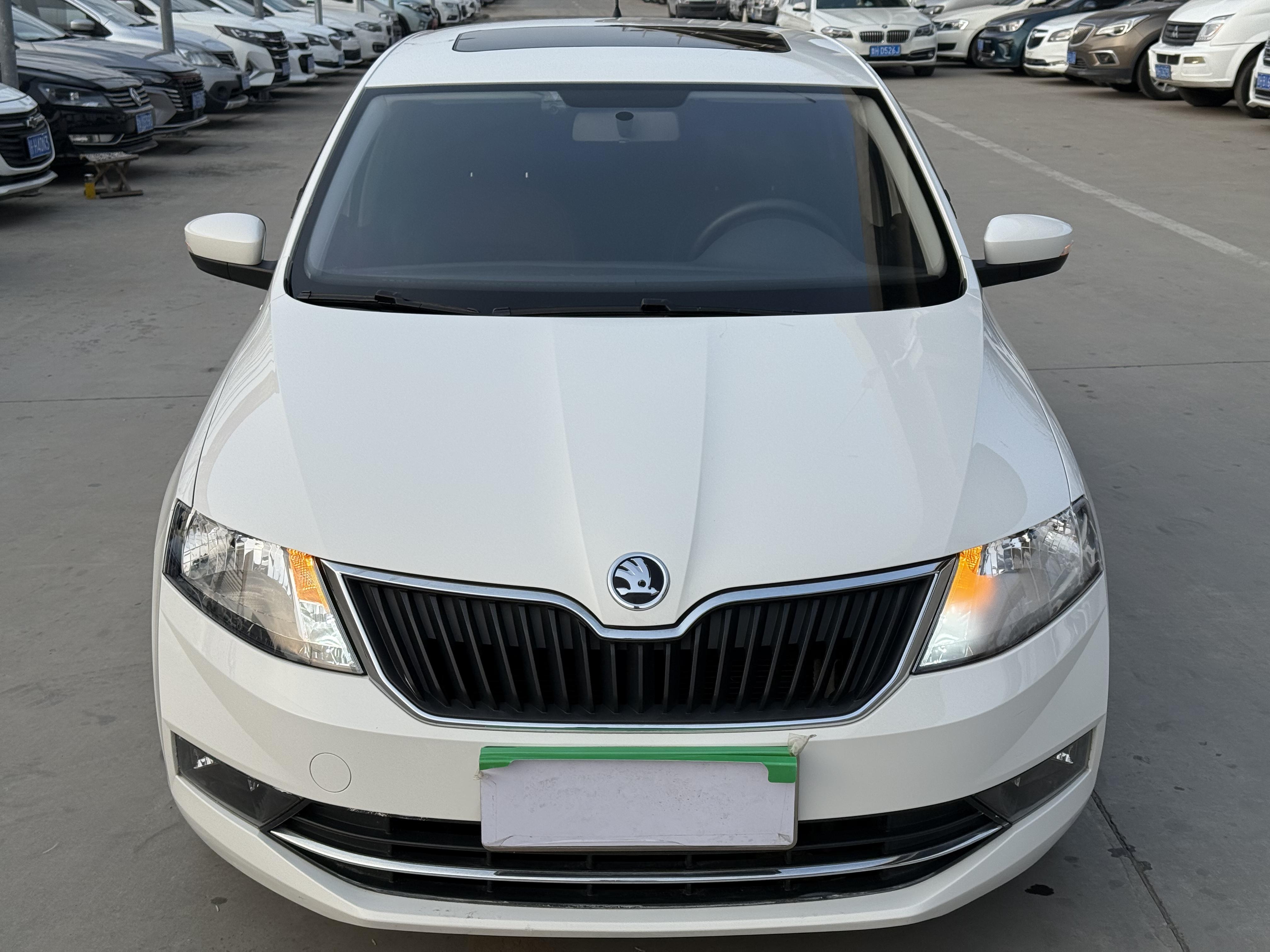 Skoda Scala 2019 thumb 11
