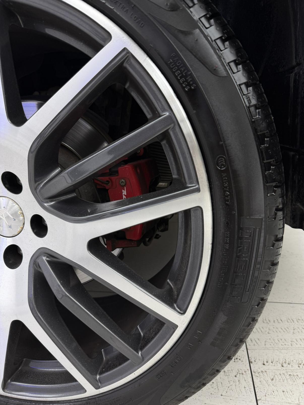 Maserati Levante 2017 thumb 4