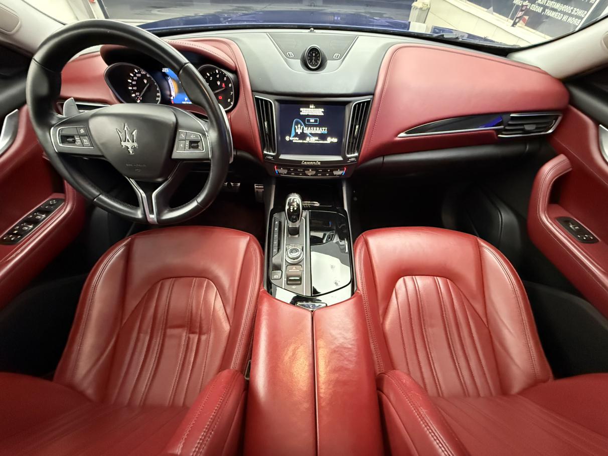 Maserati Levante 2017 thumb 9