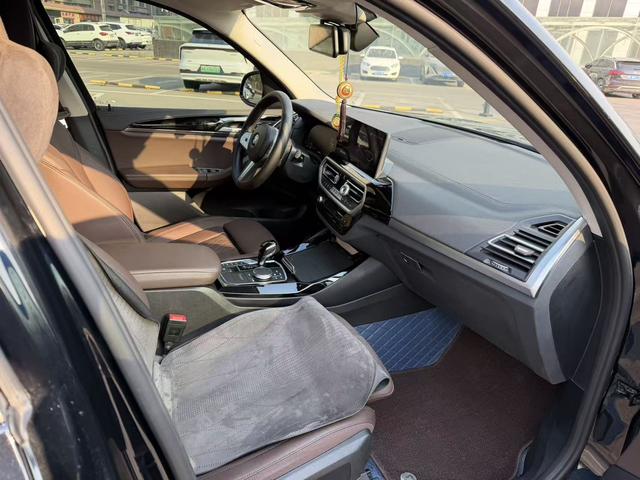 BMW X3 2022 thumb 2