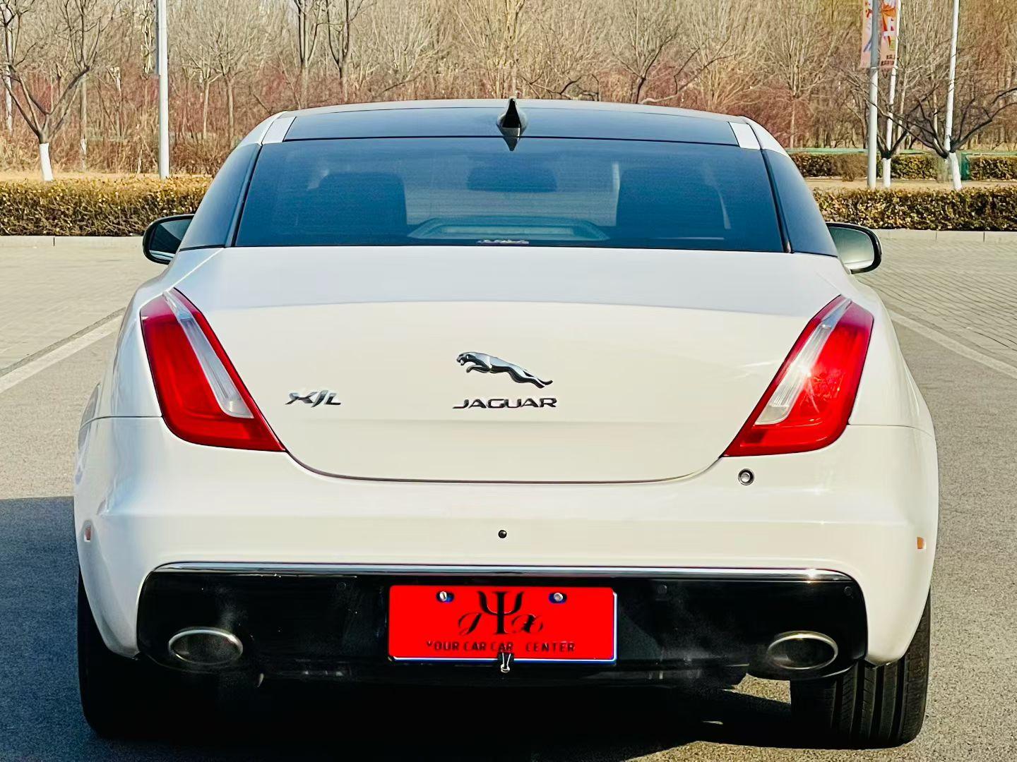 Jaguar XJ 2017 thumb 4