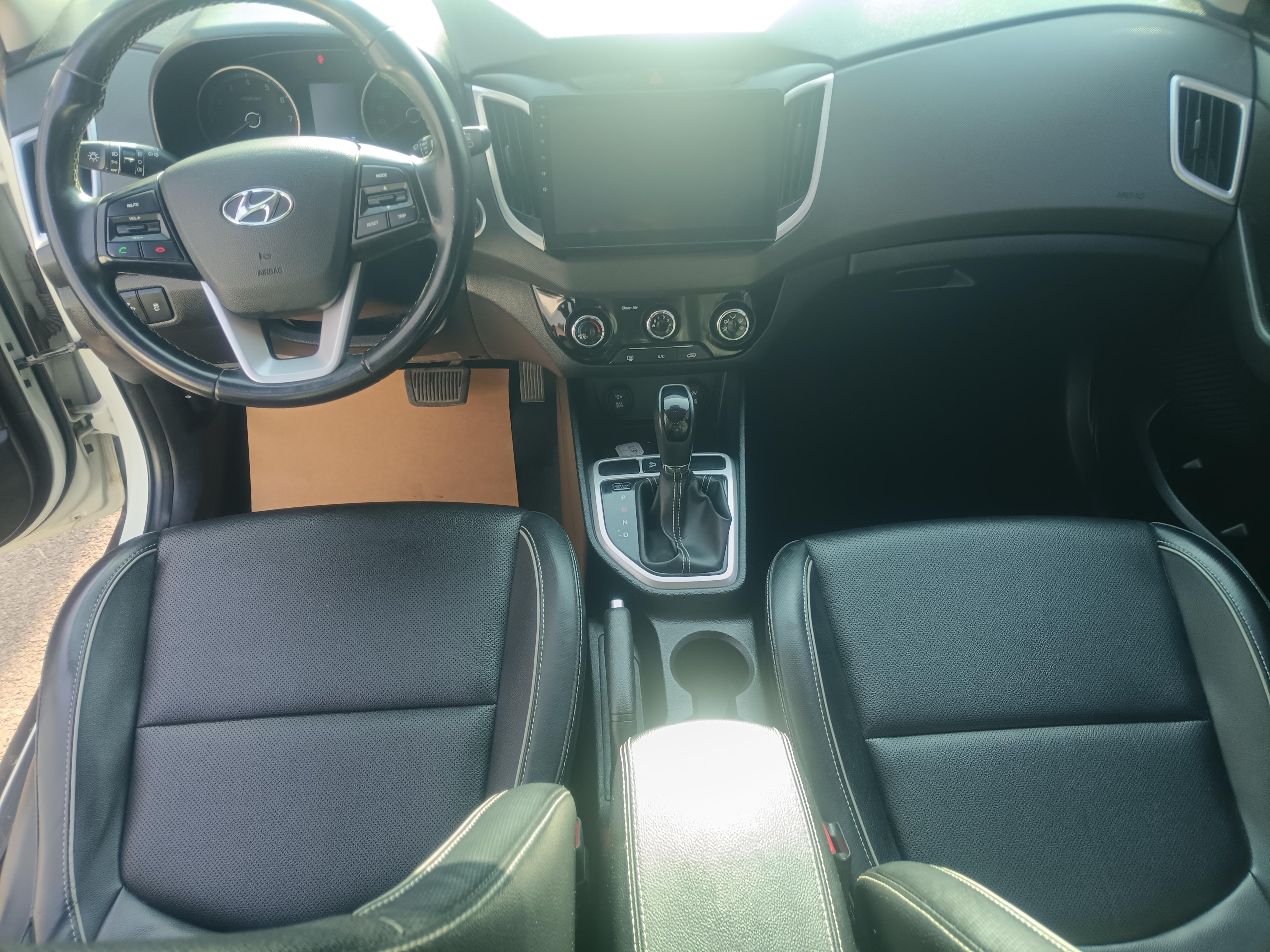 Hyundai ix25 2018 thumb 5