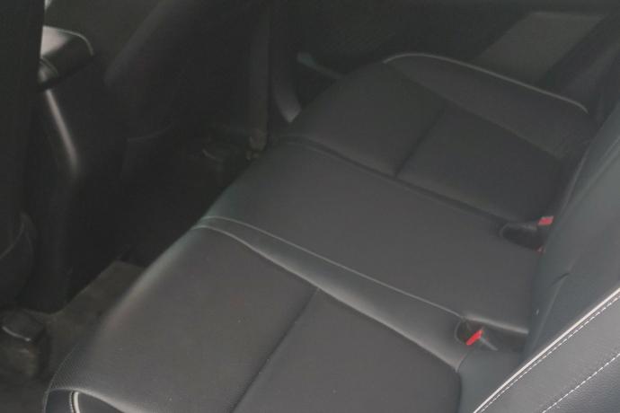 Hyundai ix25 2018 thumb 8