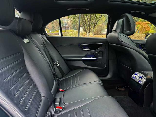 Mercedes-Benz C-Class 2022 thumb 11