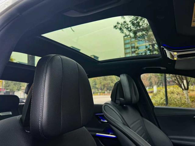 Mercedes-Benz C-Class 2022 thumb 10
