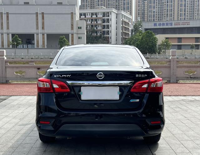 Nissan Sylphy 2019 thumb 5