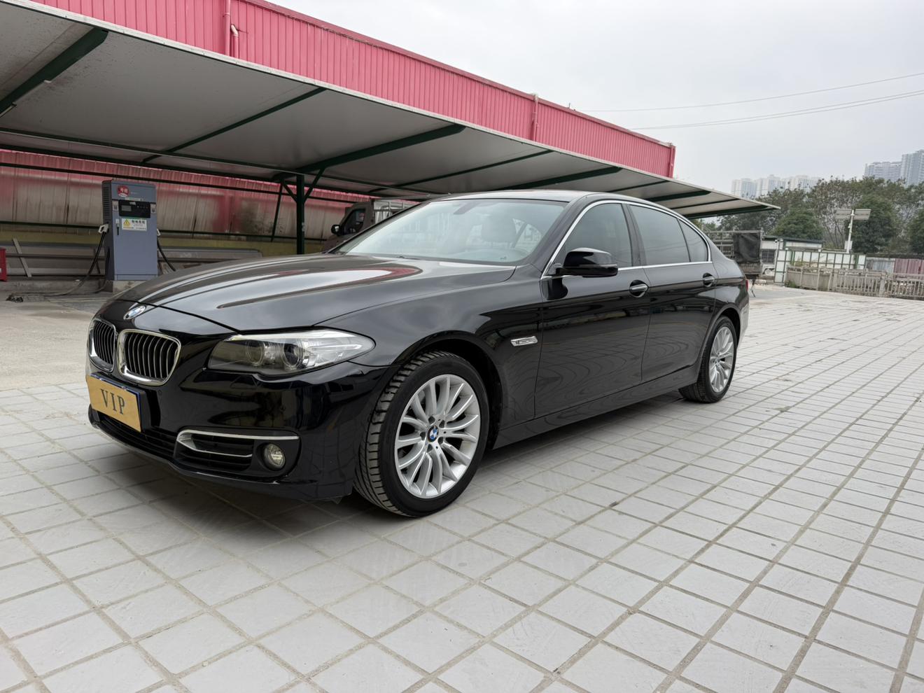 BMW 5 серии 2014 thumb 8
