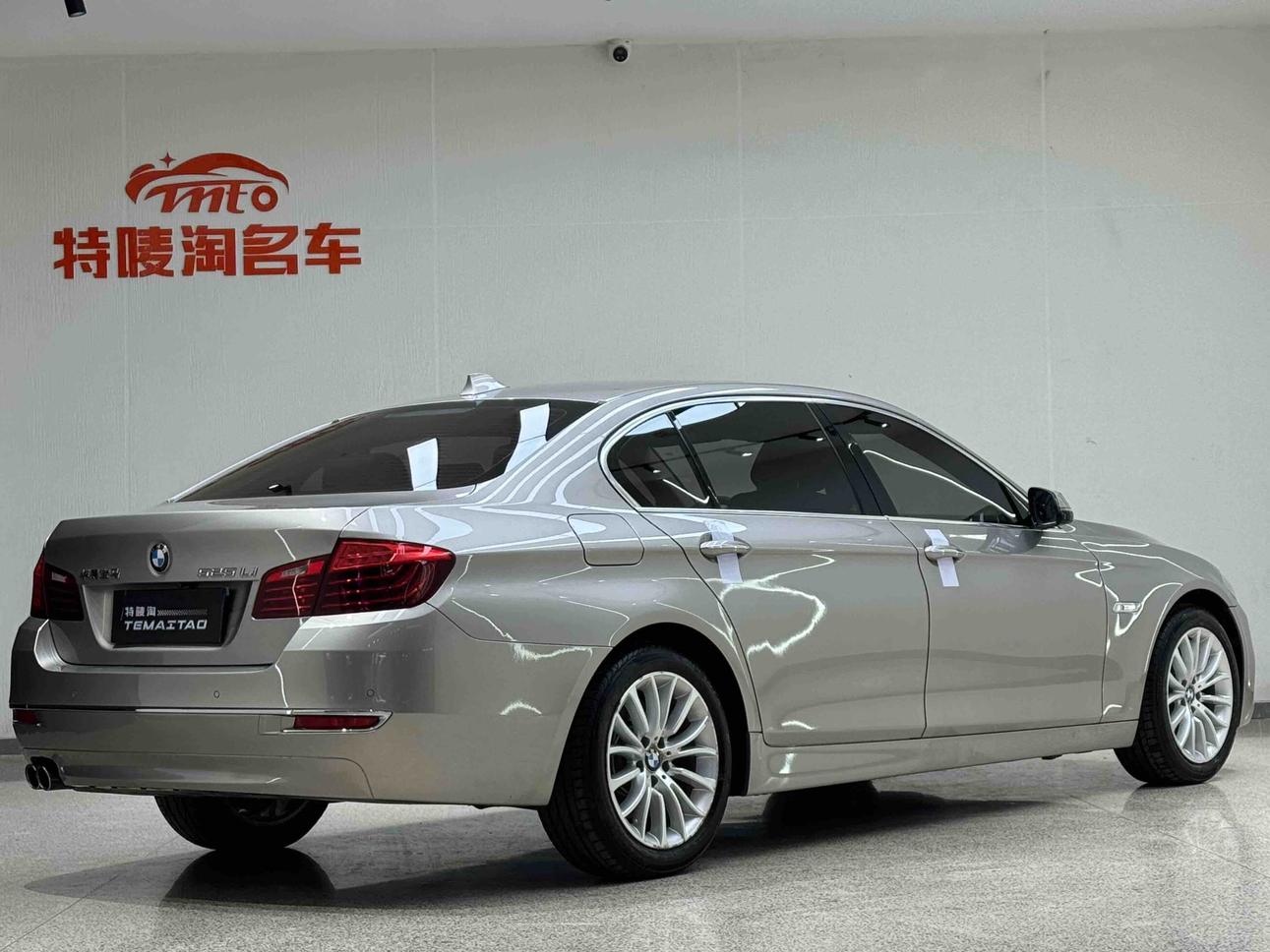 BMW 5 серии 2016 thumb 4