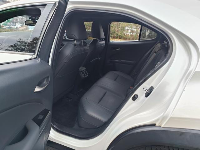 Lexus UX 2020 thumb 7