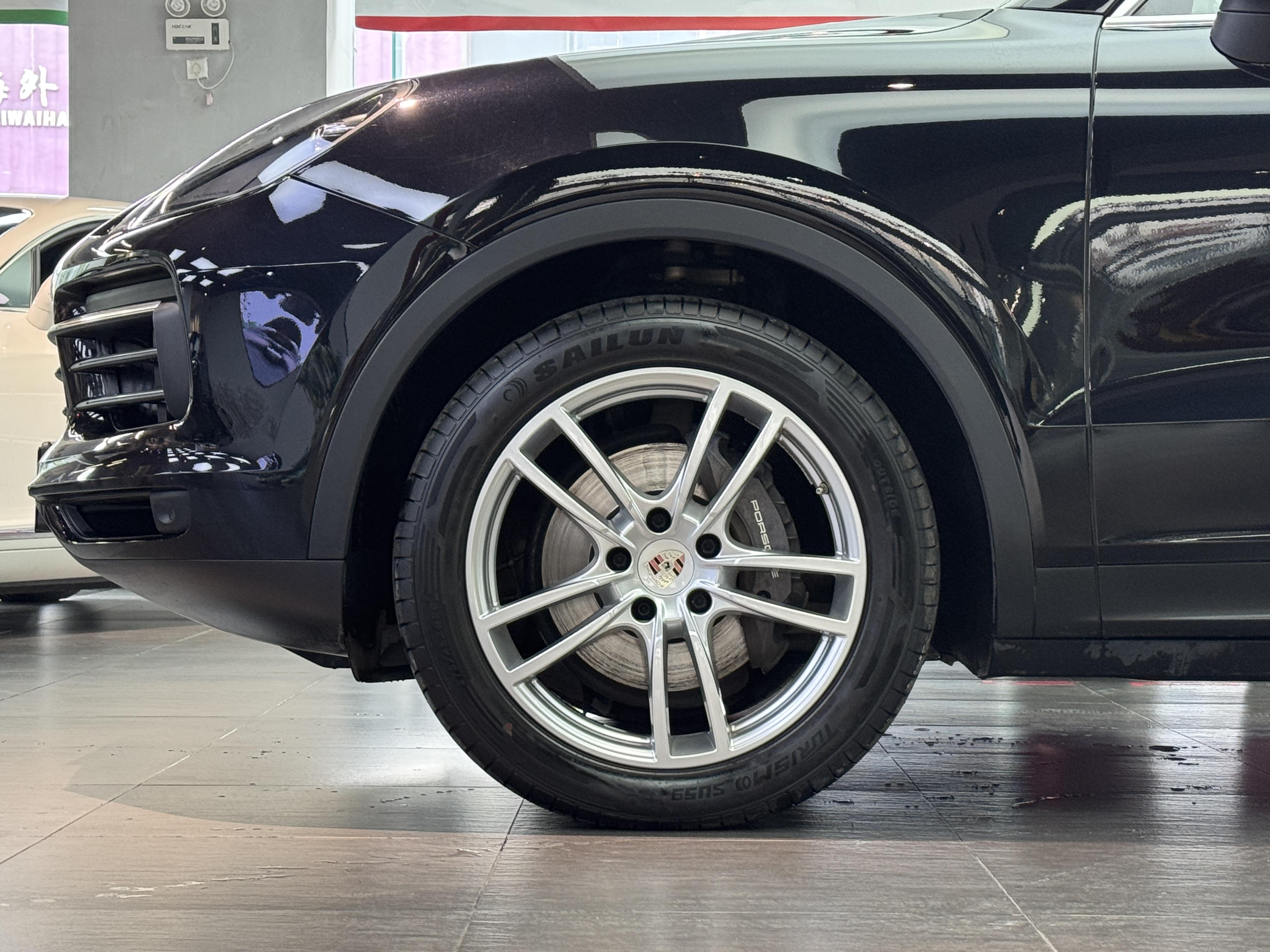 Porsche Cayenne 2019 thumb 7