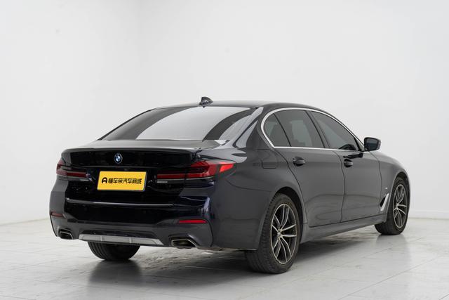 BMW 5 серии 2021 thumb 4