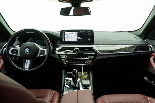 BMW 5 серии 2021 thumb 7