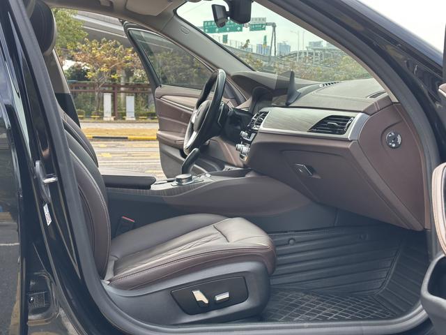 BMW 5 серии 2020 thumb 3