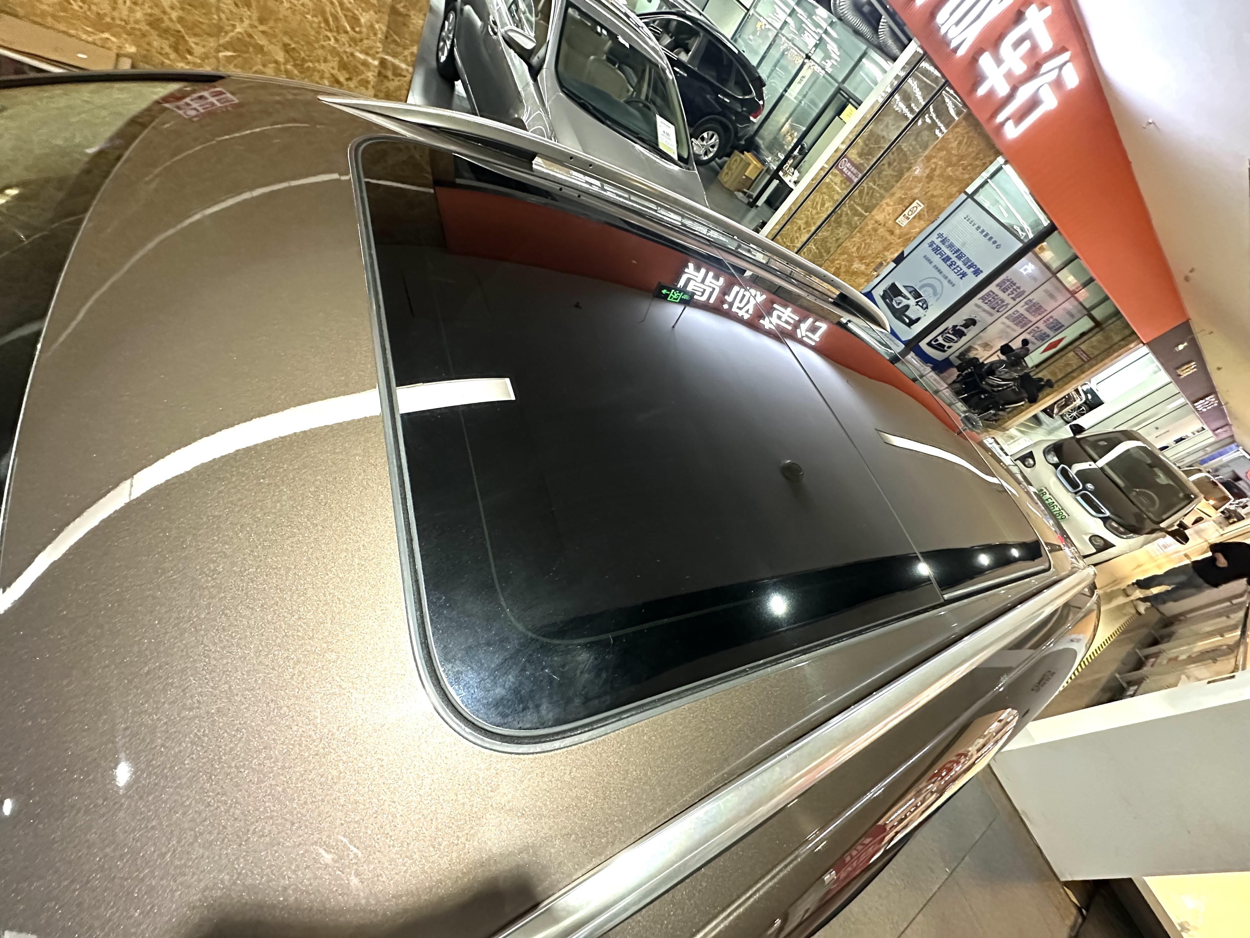 Volkswagen Tiguan 2012 thumb 8