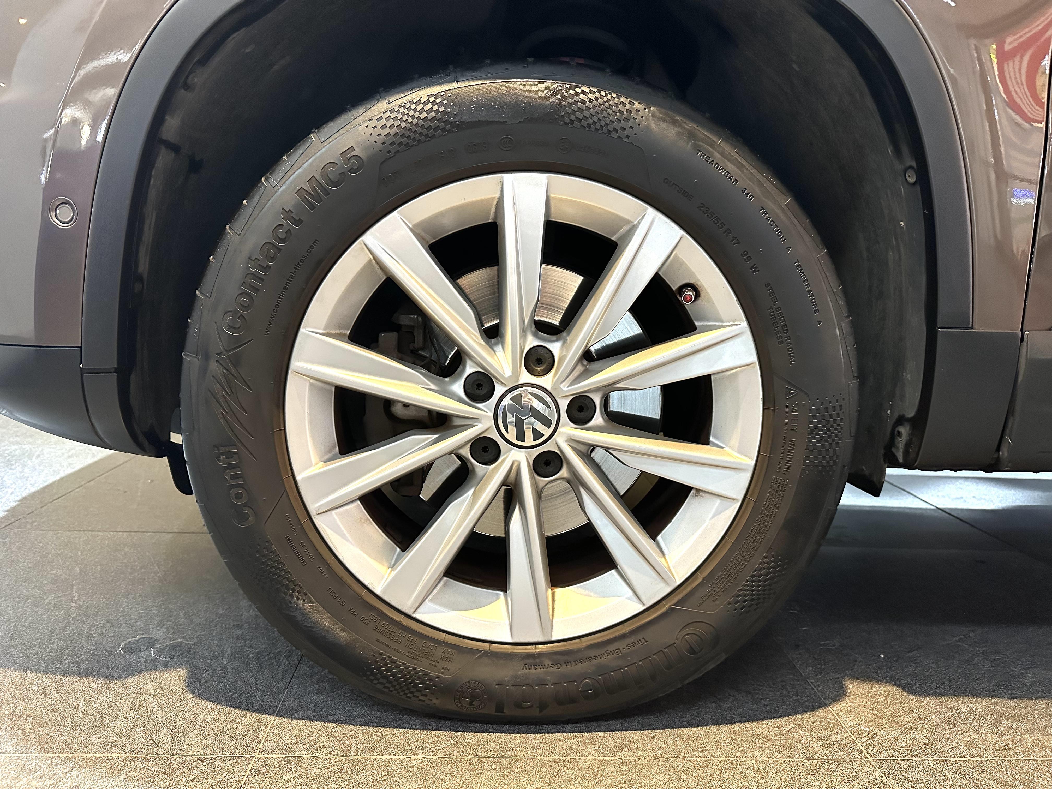 Volkswagen Tiguan 2012 thumb 9