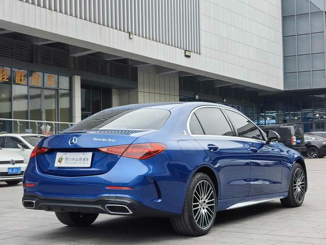 Mercedes-Benz C-Class 2024 thumb 2