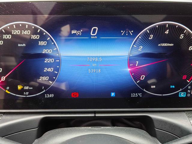 Mercedes-Benz C-Class 2024 thumb 10