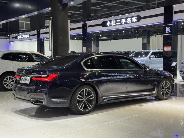 BMW 7 серии 2021 thumb 2