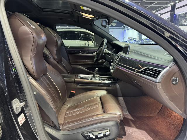 BMW 7 серии 2021 thumb 6
