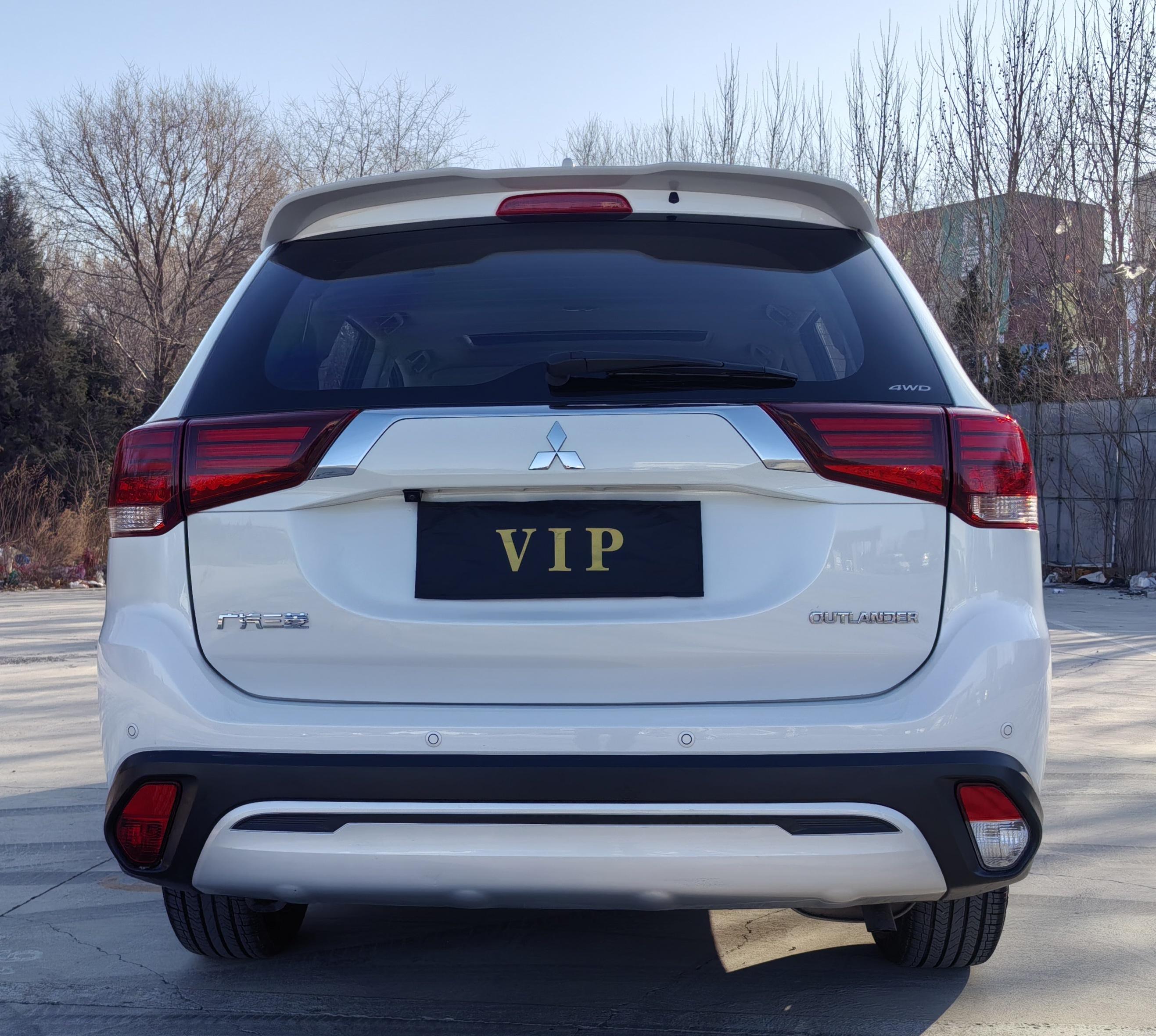 Mitsubishi Outlander 2021 thumb 3