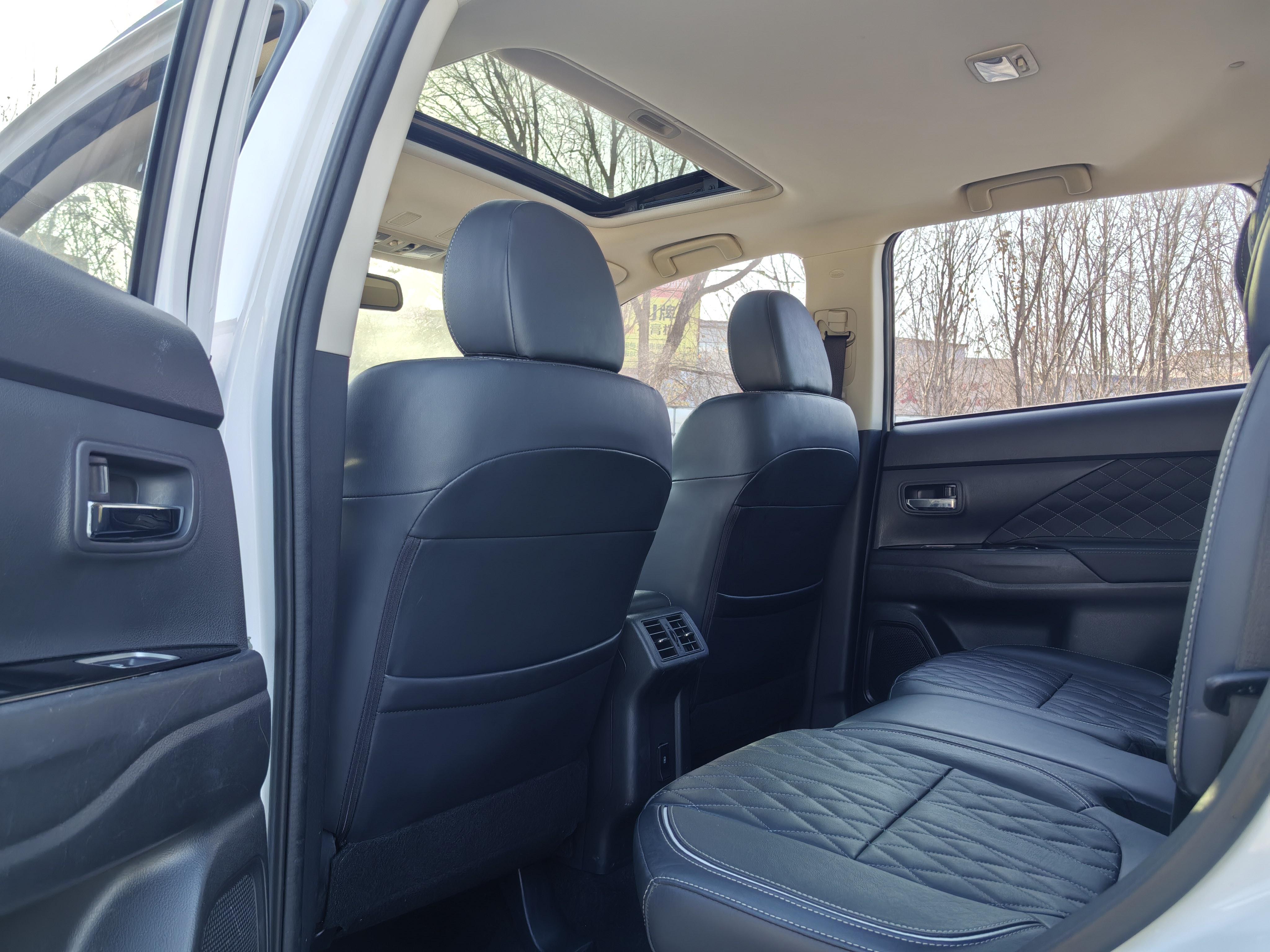 Mitsubishi Outlander 2021 thumb 7
