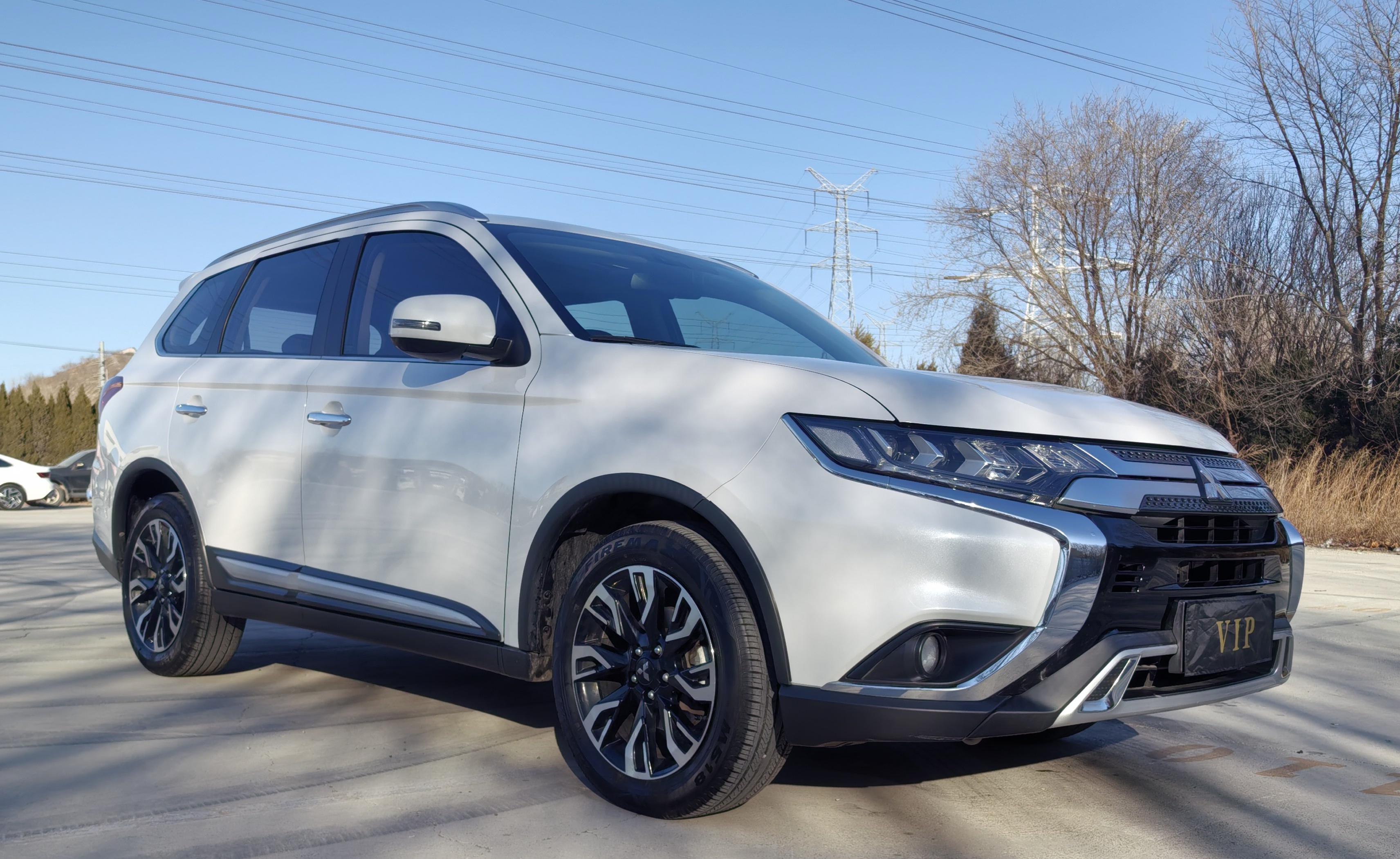Mitsubishi Outlander 2021 thumb 10