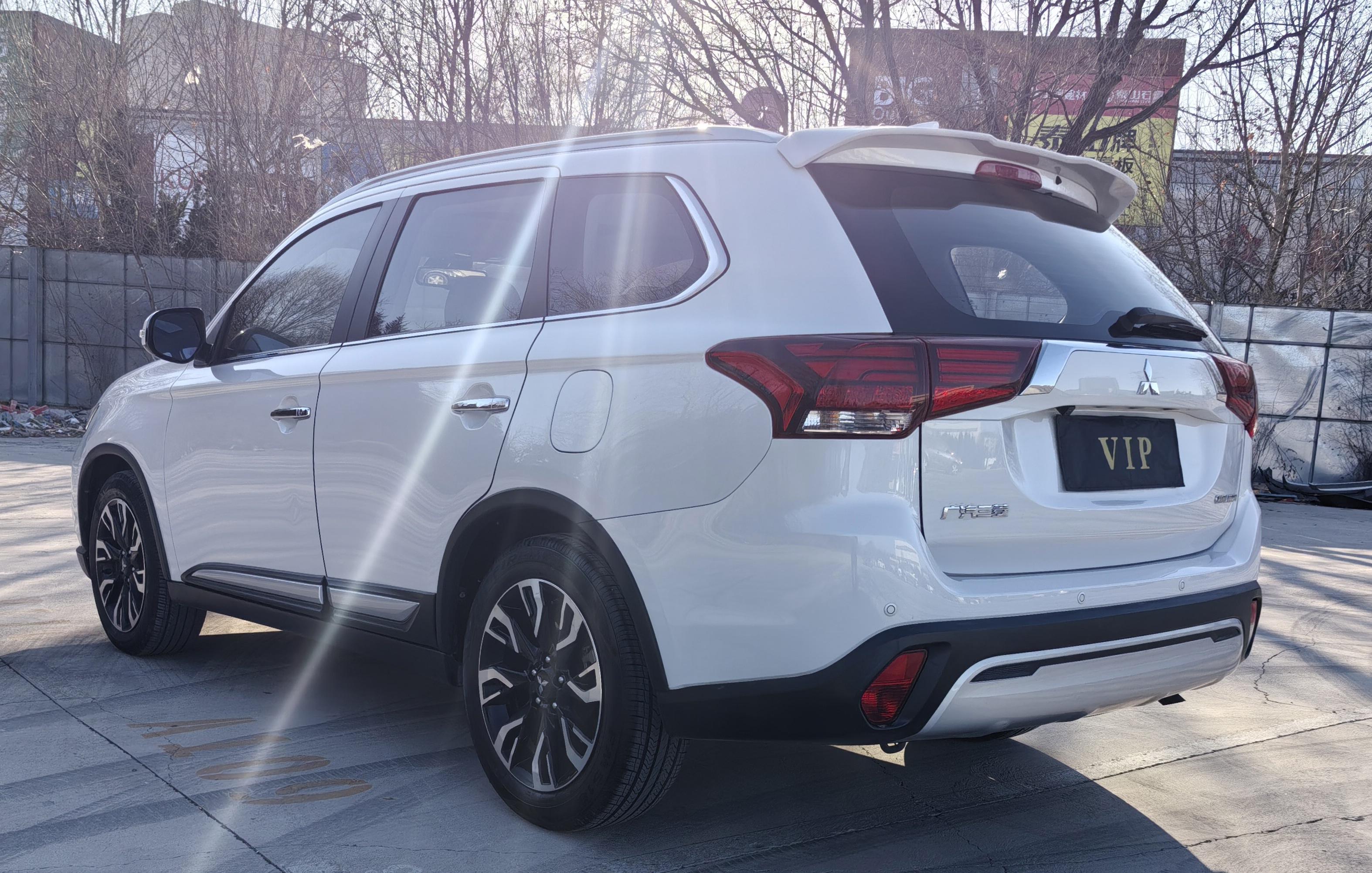 Mitsubishi Outlander 2021 thumb 11