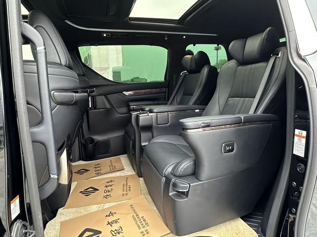 Toyota Vellfire 2021 thumb 6