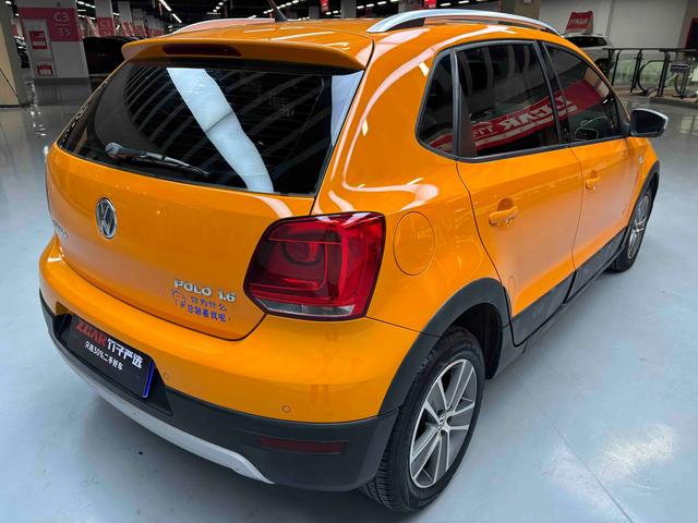Volkswagen Polo 2013 thumb 5