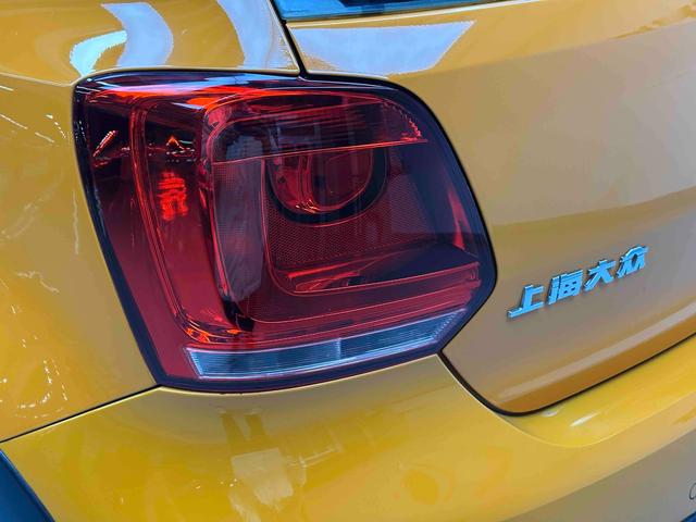 Volkswagen Polo 2013 thumb 11