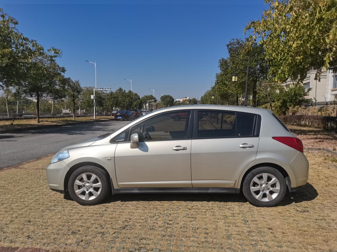Nissan Tiida 2007 thumb 2