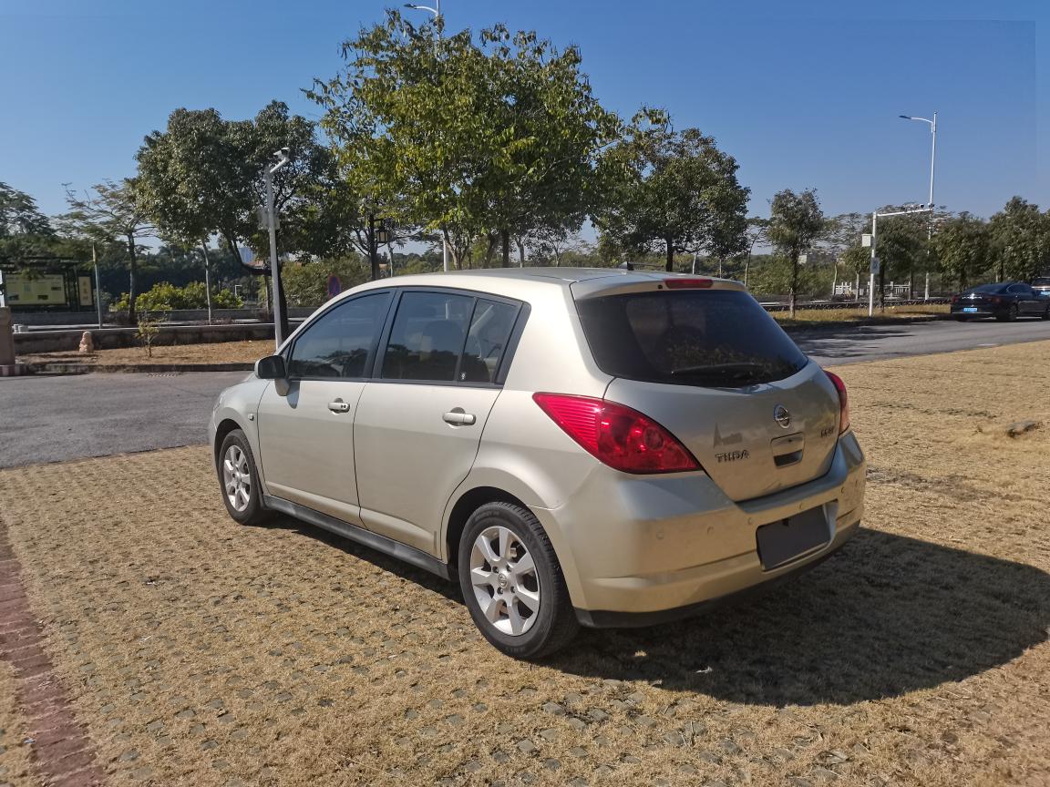 Nissan Tiida 2007 thumb 3