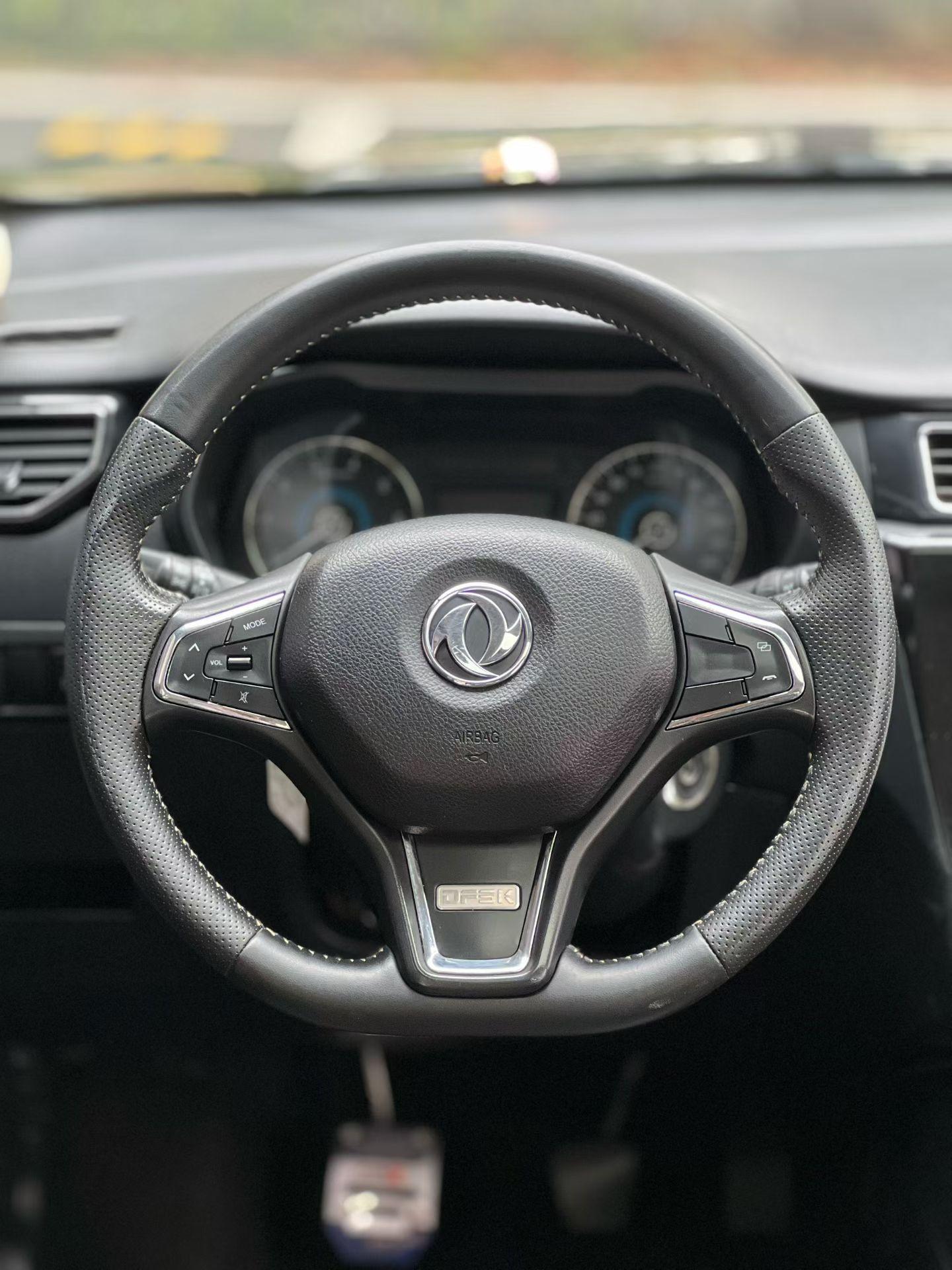Dongfeng Fengon 580 2018 thumb 5