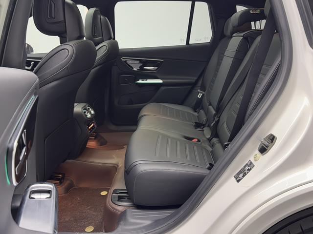 Mercedes-Benz GLC 2024 thumb 10