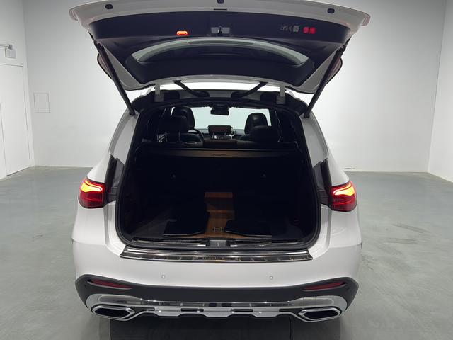Mercedes-Benz GLC 2024 thumb 12