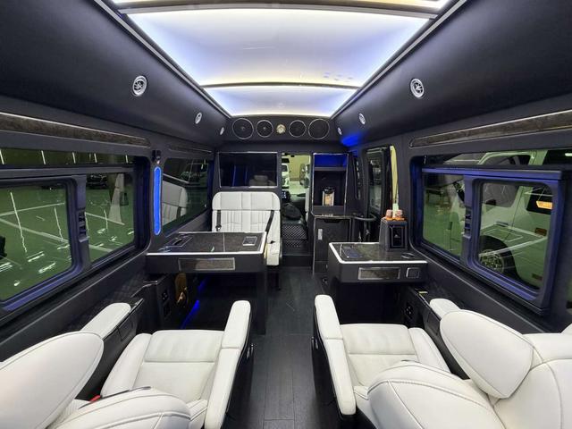 Toyota Coaster 2022 thumb 4
